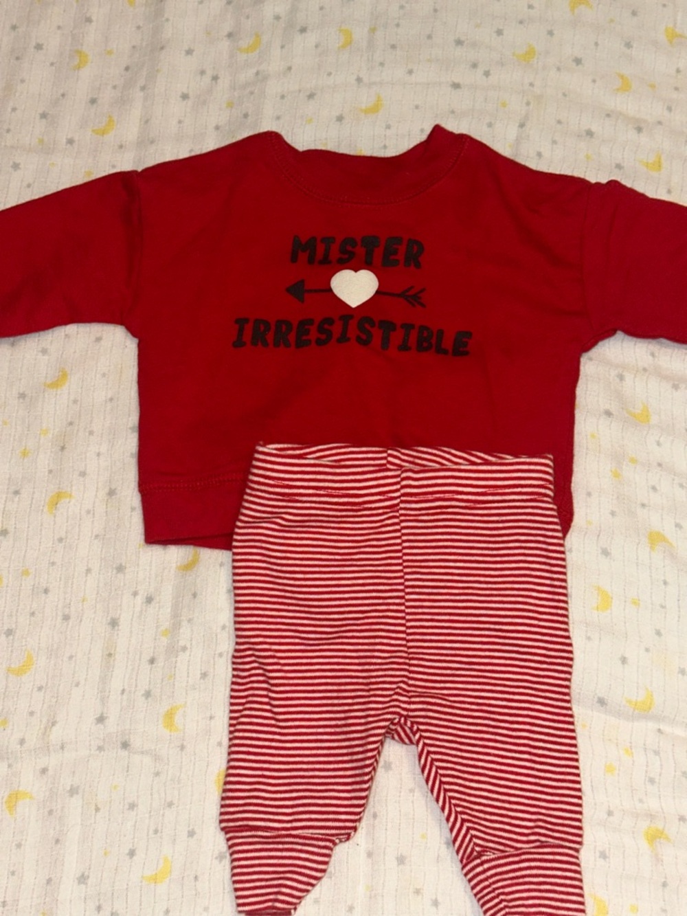 2 Valentine’s Outfit Sets Carter’s Newborn